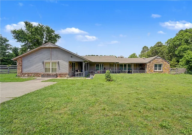 1st image of 7936 W Wedington Dr, Fayetteville, AR 72704 | MLS# 1349632