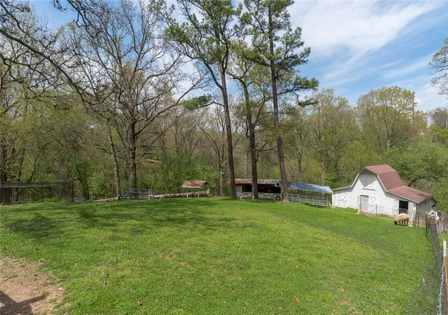 Homes for sale in Rogers, AR | 507 E Walnut St, Rogers, AR 72756 | MLS# 1351368