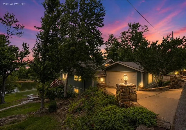 2nd image of 8060 Cedar Dr, Rogers, AR 72756 | MLS# 1351425