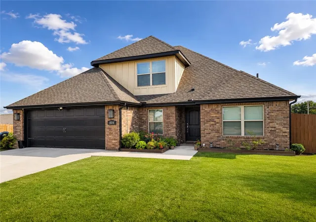 Homes for sale in Siloam Springs, AR | 804 W Shane Ct, Siloam Springs, AR 72761 | MLS# 1351453