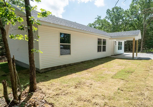 Homes for sale in Elkins, AR | 277 Madison County Road 6124, Elkins, AR 72727 | MLS# 1349155