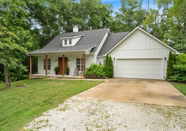 1st image of 13846 Bob White Cir, Fayetteville, AR 72704 | MLS# 1351506