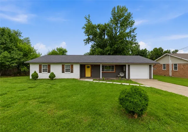 1st image of 703 Nw J St, Bentonville, AR 72712 | MLS# 1351531
