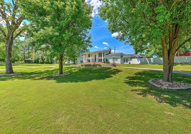 Homes for sale in Rogers, AR | 3601 W Seneca Ct, Rogers, AR 72758 | MLS# 1351539