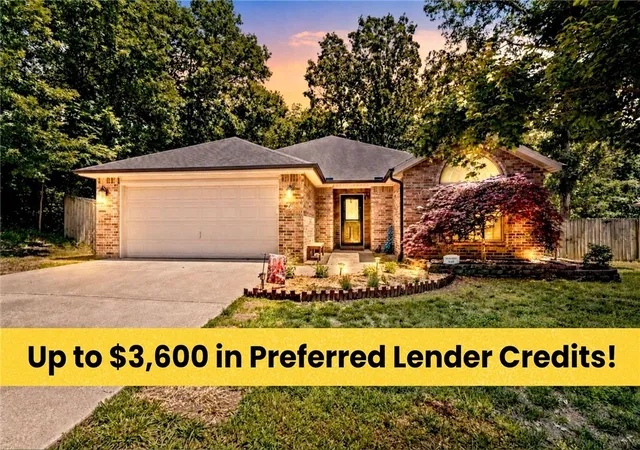 1st image of 25 Overton Dr, Bella Vista, AR 72714 | MLS# 1349379