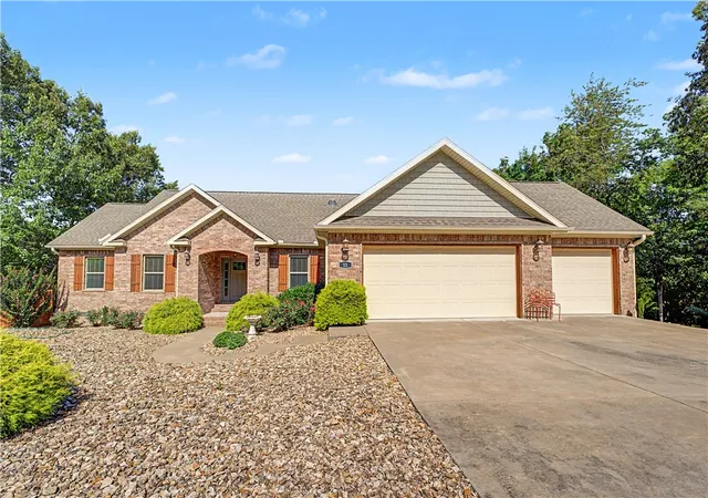 1st image of 11 Talana Pl, Bella Vista, AR 72715 | MLS# 1351643