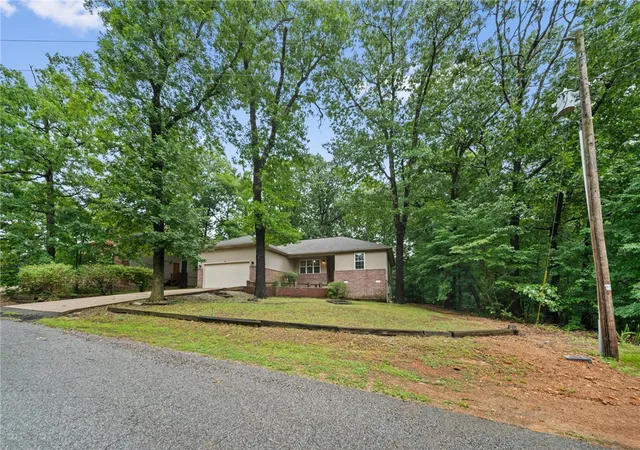 3rd image of 4 Winters Ln, Bella Vista, AR 72714 | MLS# 1351707
