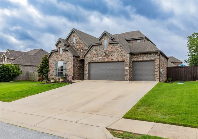 1st image of 1501 Crestwood Hills Ln, Cave Springs, AR 72718 | MLS# 1351689