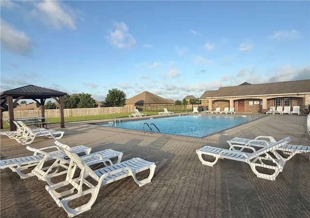2nd image of 1501 Crestwood Hills Ln, Cave Springs, AR 72718 | MLS# 1351689
