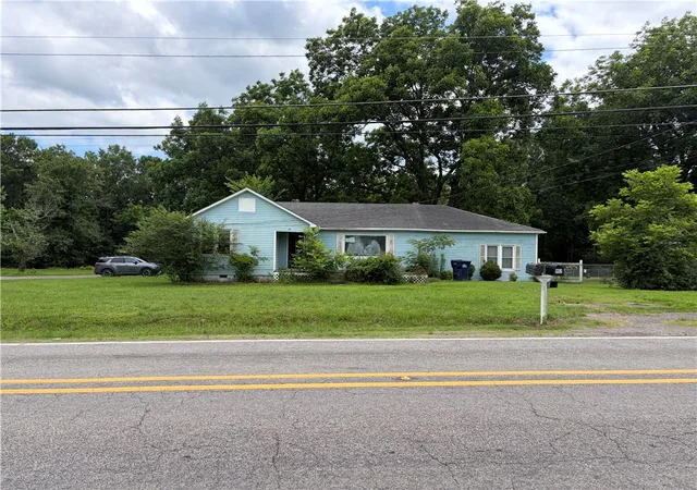Homes for sale in Atkins, AR | 901 Sw 3rd St, Atkins, AR 72823 | MLS# 1351710