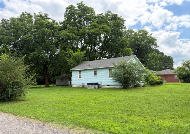 Photo 4 of Sale Pending at 901 SW 3rd Street, Atkins, AR 72823 | MLS# 1351710 | Listing updated on 2026-07-09
