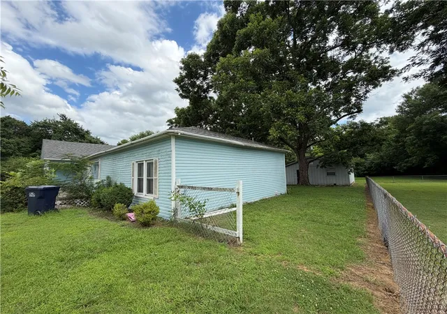Photo 5 of Sale Pending at 901 SW 3rd Street, Atkins, AR 72823 | MLS# 1351710 | Listing updated on 2026-07-09