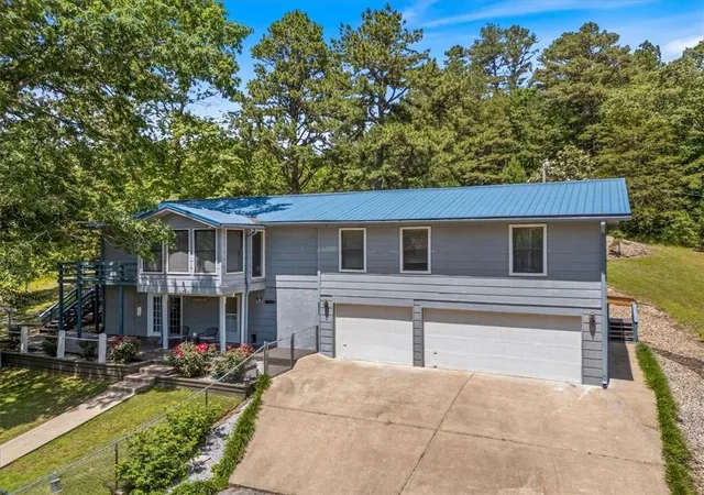 Photo 1 of Single family home for sale at 11559 Pine Crk Holw Rd, Rogers, AR 72756 | MLS# 1351730 | Listing updated on 2026-08-27