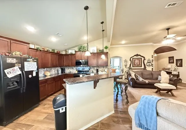 4th image of 200 Honeysuckle St, Alma, AR 72921 | MLS# 1351757