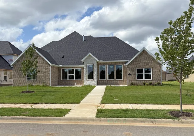 2nd image of 3002 Nw Setting Sun Dr, Bentonville, AR 72713 | MLS# 1351600