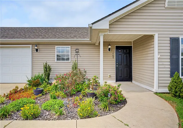 2nd image of 1460 Battery Dr, Prairie Grove, AR 72753 | MLS# 1351571