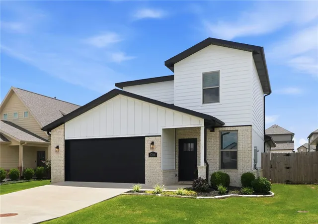 4th image of 1706 W Broadway Pl, Rogers, AR 72758 | MLS# 1351654