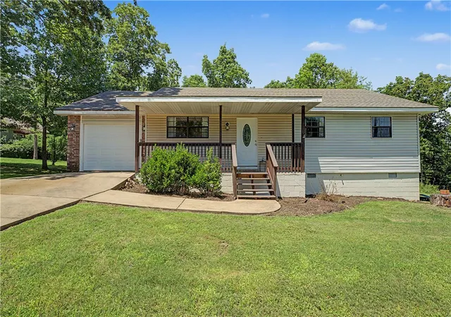 1st image of 43 Judy Dr, Bella Vista, AR 72715 | MLS# 1351745