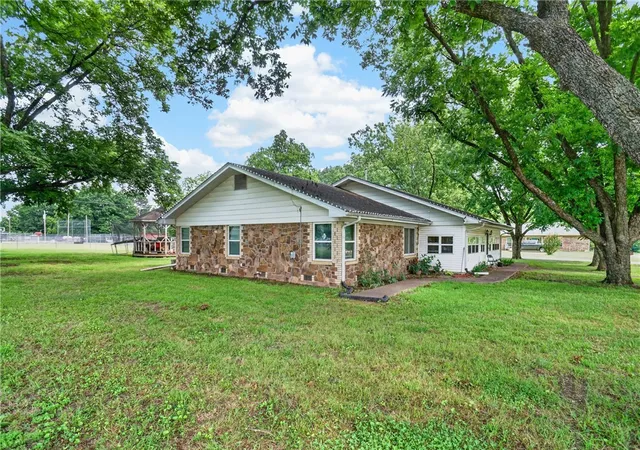 Homes for sale in Scranton, AR | 108 N Park Ave, Scranton, AR 72863 | MLS# 1351841