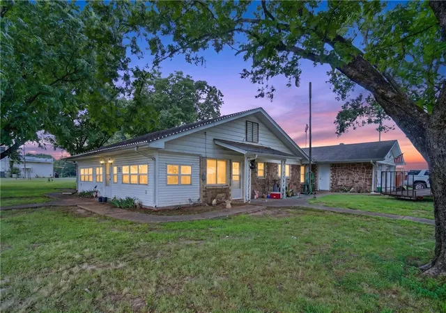 Homes for sale in Scranton, AR | 108 N Park Ave, Scranton, AR 72863 | MLS# 1351841