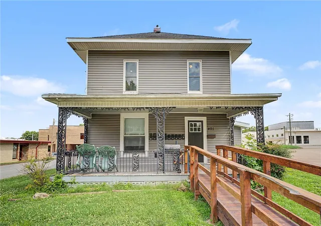 Homes for sale in Siloam Springs, AR | 401 E Twin Springs St, Siloam Springs, AR 72761 | MLS# 1351852