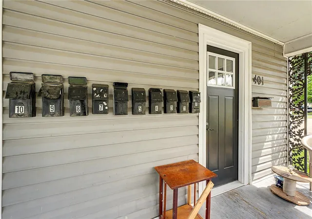 Homes for sale in Siloam Springs, AR | 401 E Twin Springs St, Siloam Springs, AR 72761 | MLS# 1351852