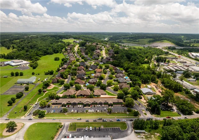Homes for sale in Bentonville, AR | 3901 Nw Creekstone Blvd, Bentonville, AR 72712 | MLS# 1351740