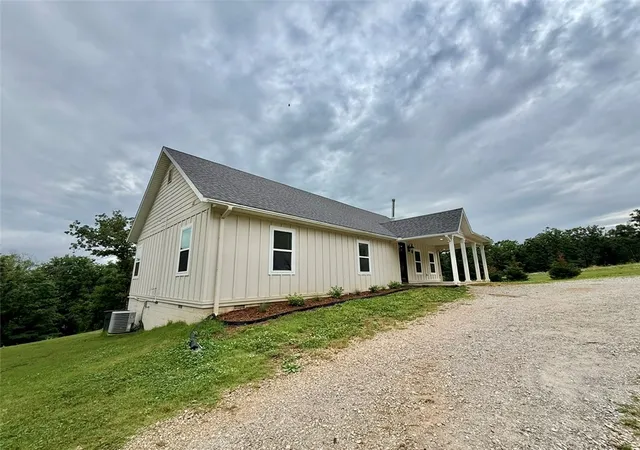 Photo 28 of Single family home for sale at 17562 Old Hwy 68, Siloam Springs, AR 72761 | MLS# 1351545 | Listing updated on 2026-07-07
