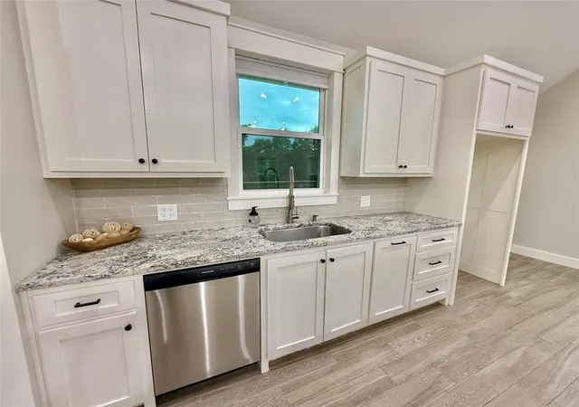 Photo 5 of Single family home for sale at 17562 Old Hwy 68, Siloam Springs, AR 72761 | MLS# 1351545 | Listing updated on 2026-07-07