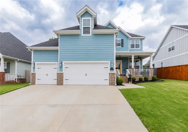 Homes for sale in Cave Springs, AR | 809 Wembley Park, Cave Springs, AR 72718 | MLS# 1351905