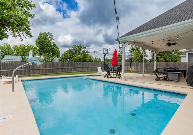 Homes for sale in Cave Springs, AR | 809 Wembley Park, Cave Springs, AR 72718 | MLS# 1351905