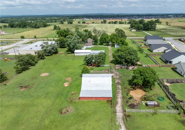 4th image of 15493 N Hwy 94, Pea Ridge, AR 72751 | MLS# 1351402