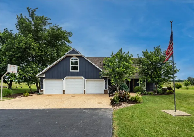Photo 3 of Single family home for sale at 16556 Hewitt Springs Rd, Springdale, AR 72764 | MLS# 1351975 | Listing updated on 2026-07-11