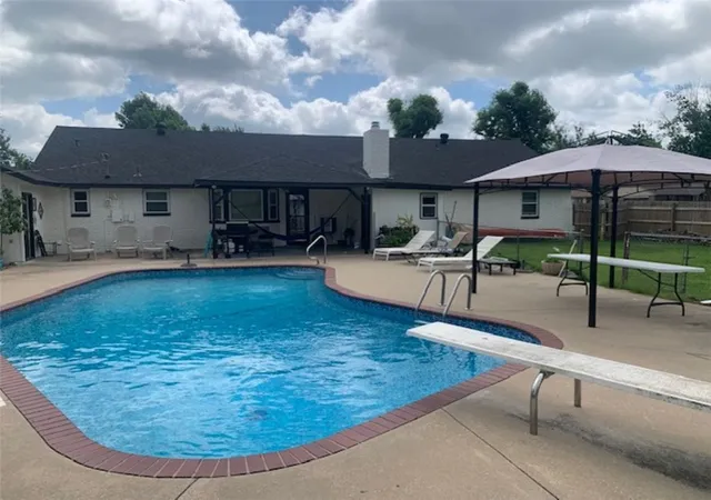 Photo 3 of Single family home for sale at 1006 S 21st Street, Rogers, AR 72758 | MLS# 1352023 | Listing updated on 2026-07-12