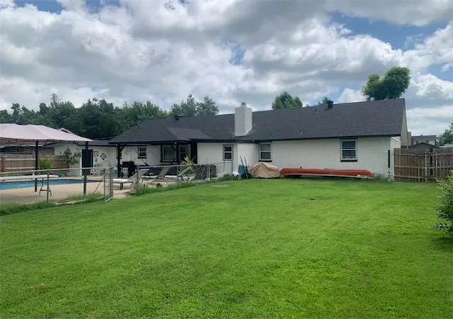 Photo 5 of Single family home for sale at 1006 S 21st Street, Rogers, AR 72758 | MLS# 1352023 | Listing updated on 2026-07-12