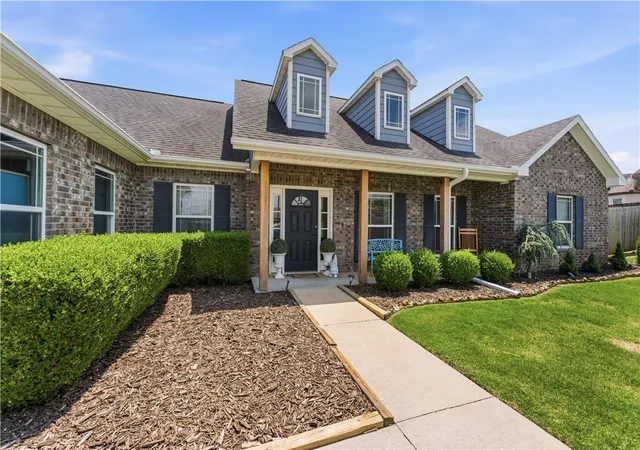 18th image of 510 Hillsview Ln, Cave Springs, AR 72718 | MLS# 1352021