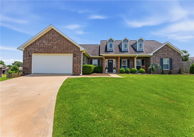 1st image of 510 Hillsview Ln, Cave Springs, AR 72718 | MLS# 1352021
