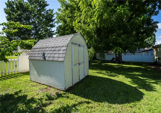 Homes for sale in Siloam Springs, AR | 2008 S Washington St, Siloam Springs, AR 72761 | MLS# 1351986