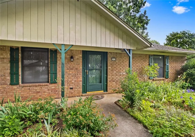 4th image of 2514 E Sharon St, Fayetteville, AR 72703 | MLS# 1349613