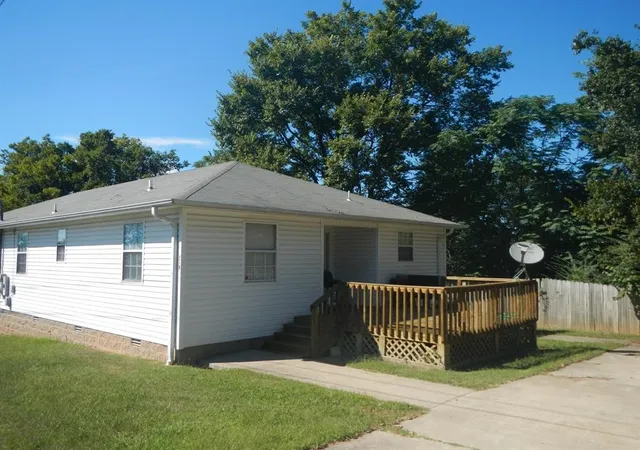 2nd image of 800 Williams St, Morrilton, AR 72110 | MLS# 1351585