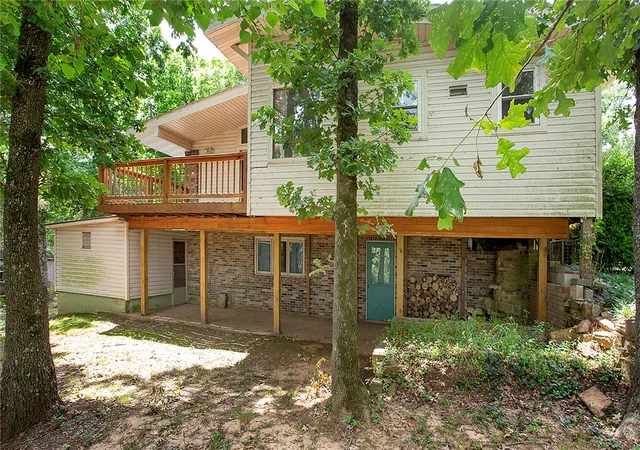 2nd image of 32 Russell Ln, Russellville, AR 72802 | MLS# 1352066