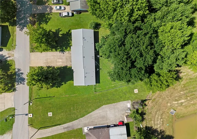 28th image of 305 Pittman St, Prairie Grove, AR 72753 | MLS# 1352249