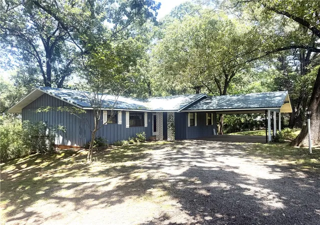 Photo 2 of Sale Pending at 10117 Wolf Ln, Dardanelle, AR 72834 | MLS# 1352286 | Listing updated on 2026-08-03