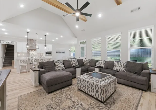 Photo 4 of Sale Pending at 301 Grand Ct, Siloam Springs, AR 72761 | MLS# 1351935 | Listing updated on 2026-08-03