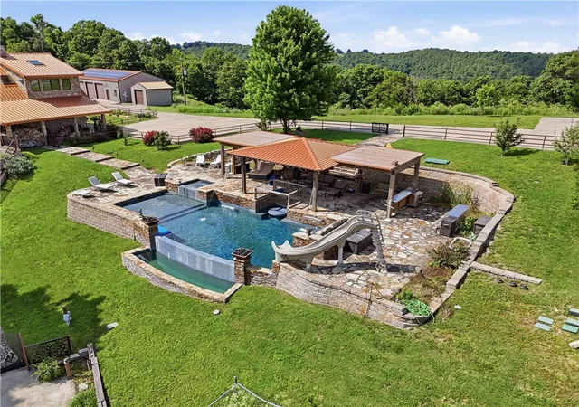 5th image of 612 Madison 1556, Eureka Springs, AR 72632 | MLS# 1351993