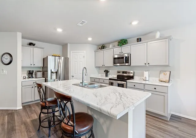 Homes for sale in Siloam Springs, AR | 820 S Excelsior Dr, Siloam Springs, AR 72761 | MLS# 1351899