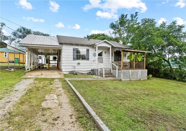 Homes for sale in Yellville, AR | 515 Broadway Ave, Yellville, AR 72687 | MLS# 1352314