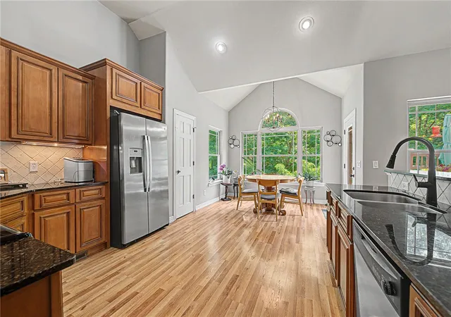 5th image of 3 Buckfast Ln, Bella Vista, AR 72714 | MLS# 1352190