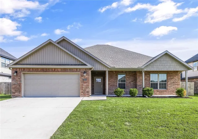 2nd image of 1041 Ashmore Landing Loop, Centerton, AR 72719 | MLS# 1348799