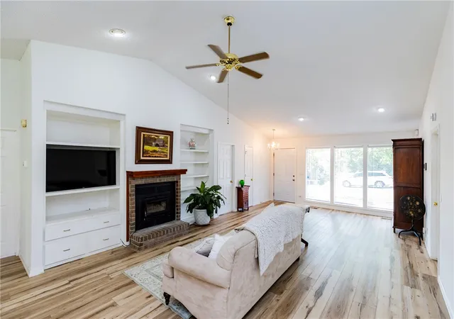 5th image of 17 Kirkwall Pl, Bella Vista, AR 72715 | MLS# 1352499